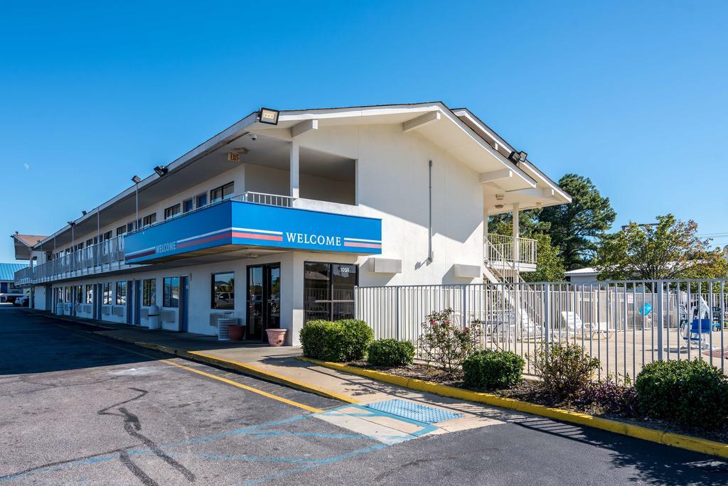 Rodeway Inn Montgomery Eksteriør billede