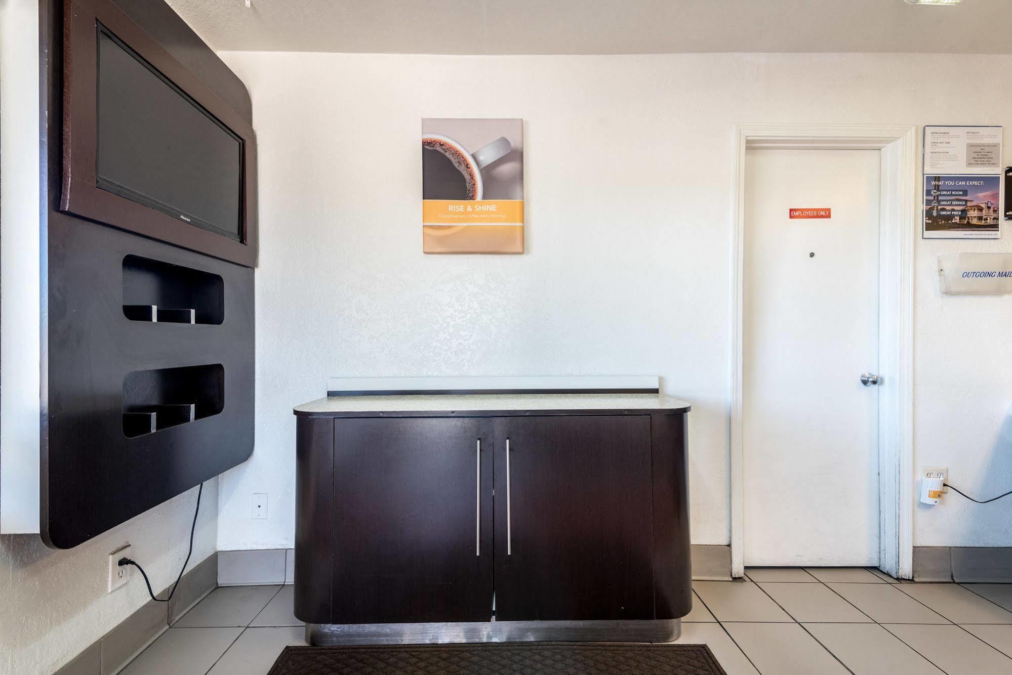 Rodeway Inn Montgomery Eksteriør billede