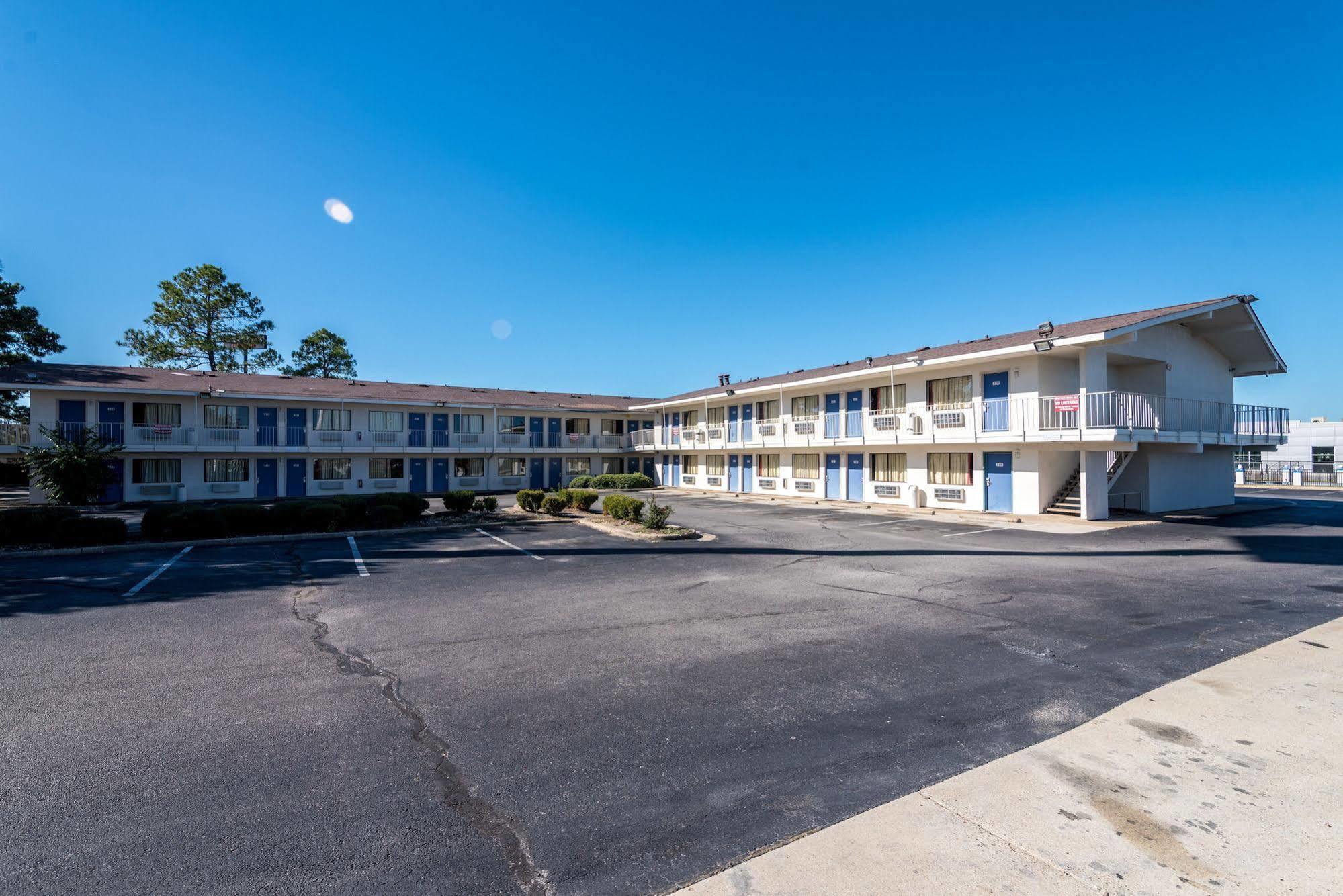 Rodeway Inn Montgomery Eksteriør billede
