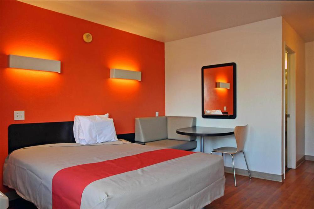 Rodeway Inn Montgomery Værelse billede